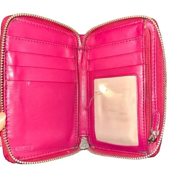 Authentic Coach Fuschia Pink Zippy Patent Leather Wallet Wristlet Cardholder - Picture 4 of 8